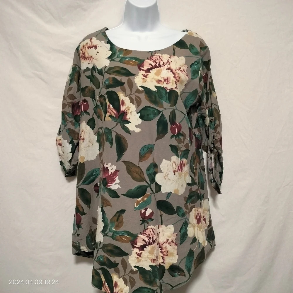 Cellabie size Large Adjustable Sleeves Floral Pattern Dress